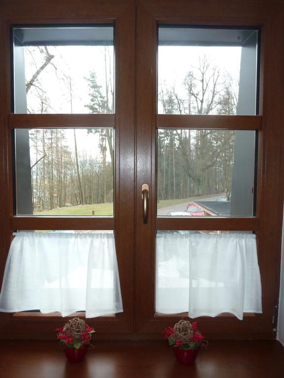 Restaurace A Penzion Bludovecek Exteriör bild